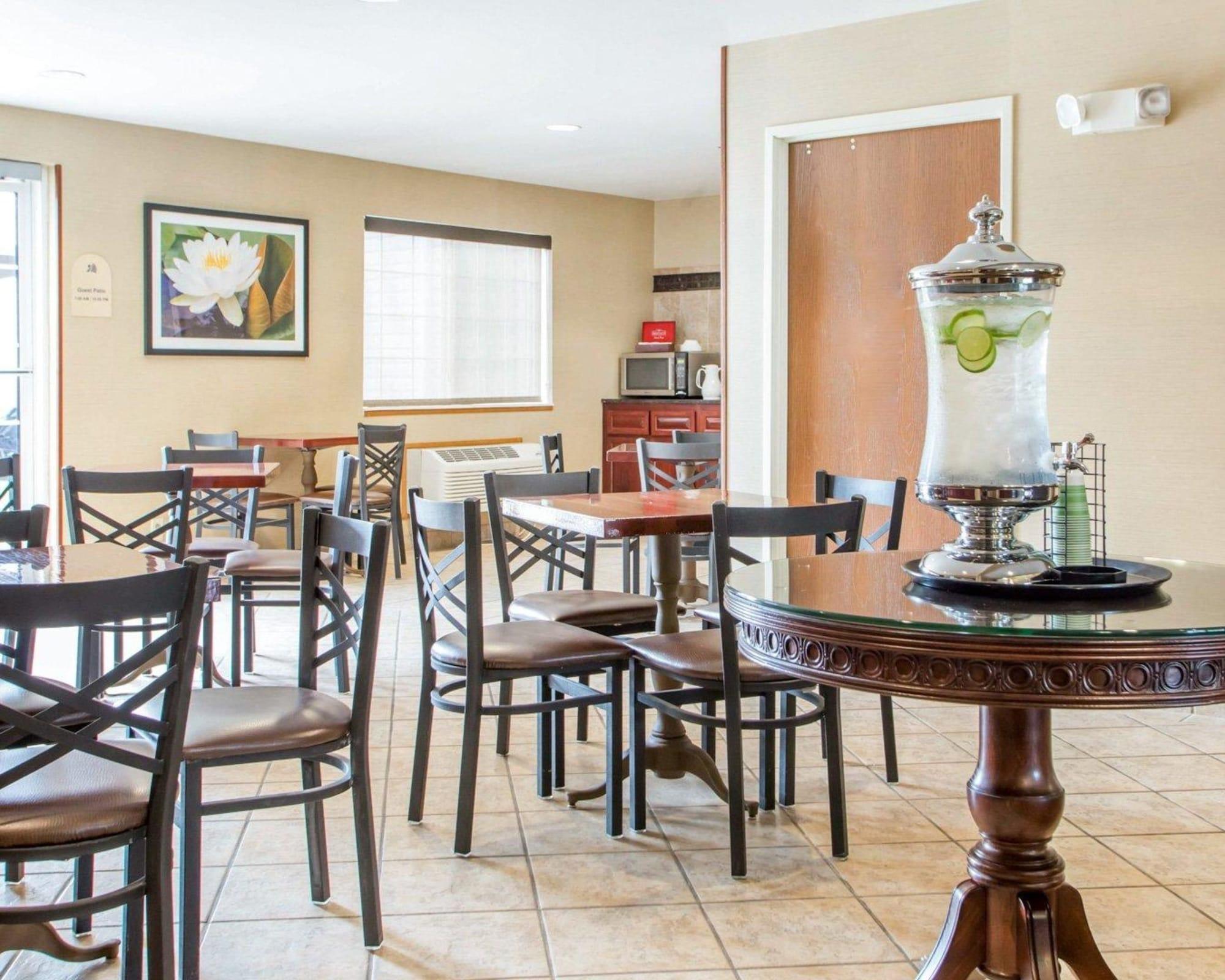 Hawthorn Extended Stay By Wyndham Milwaukee Airport Oak Creek Esterno foto