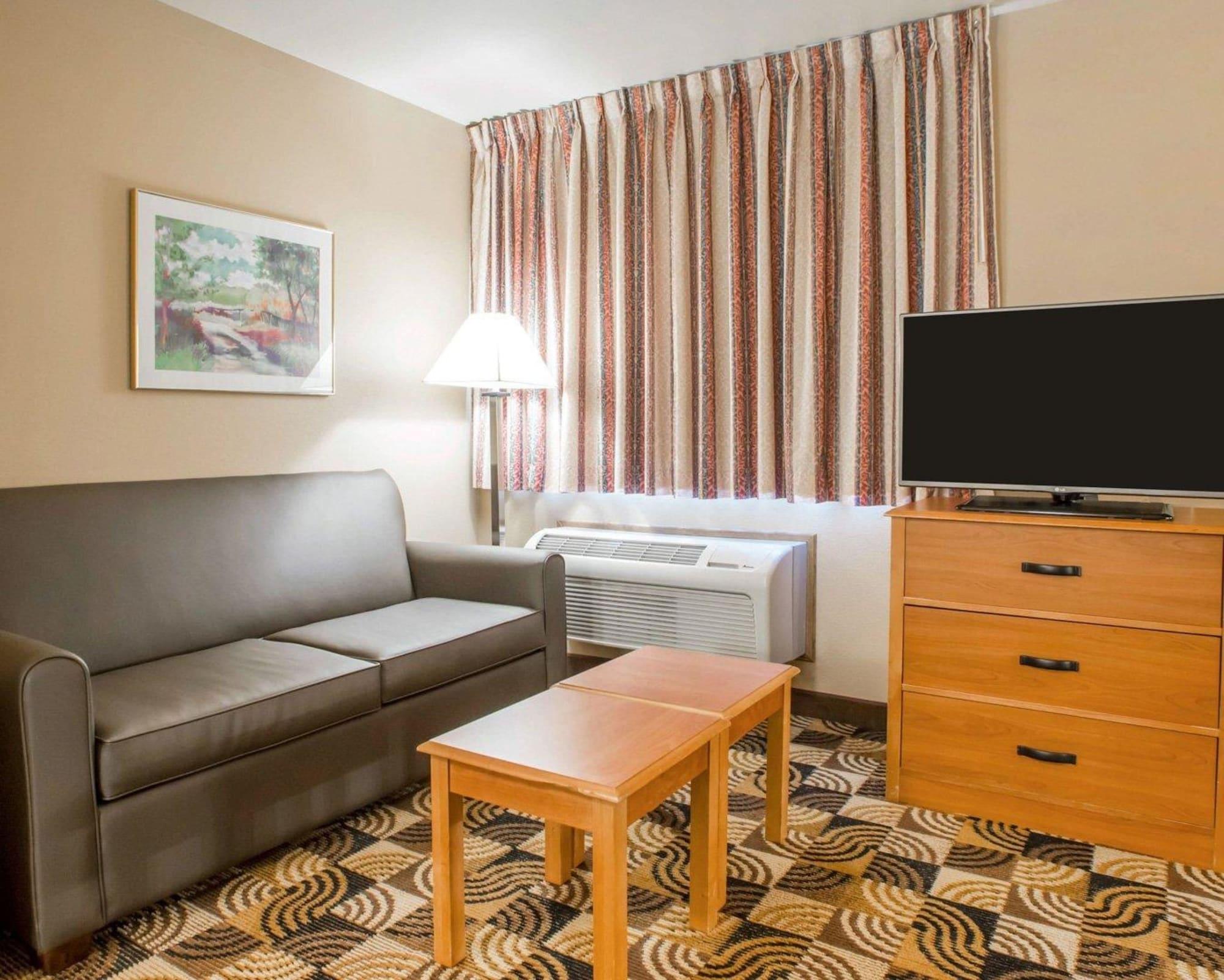Hawthorn Extended Stay By Wyndham Milwaukee Airport Oak Creek Esterno foto