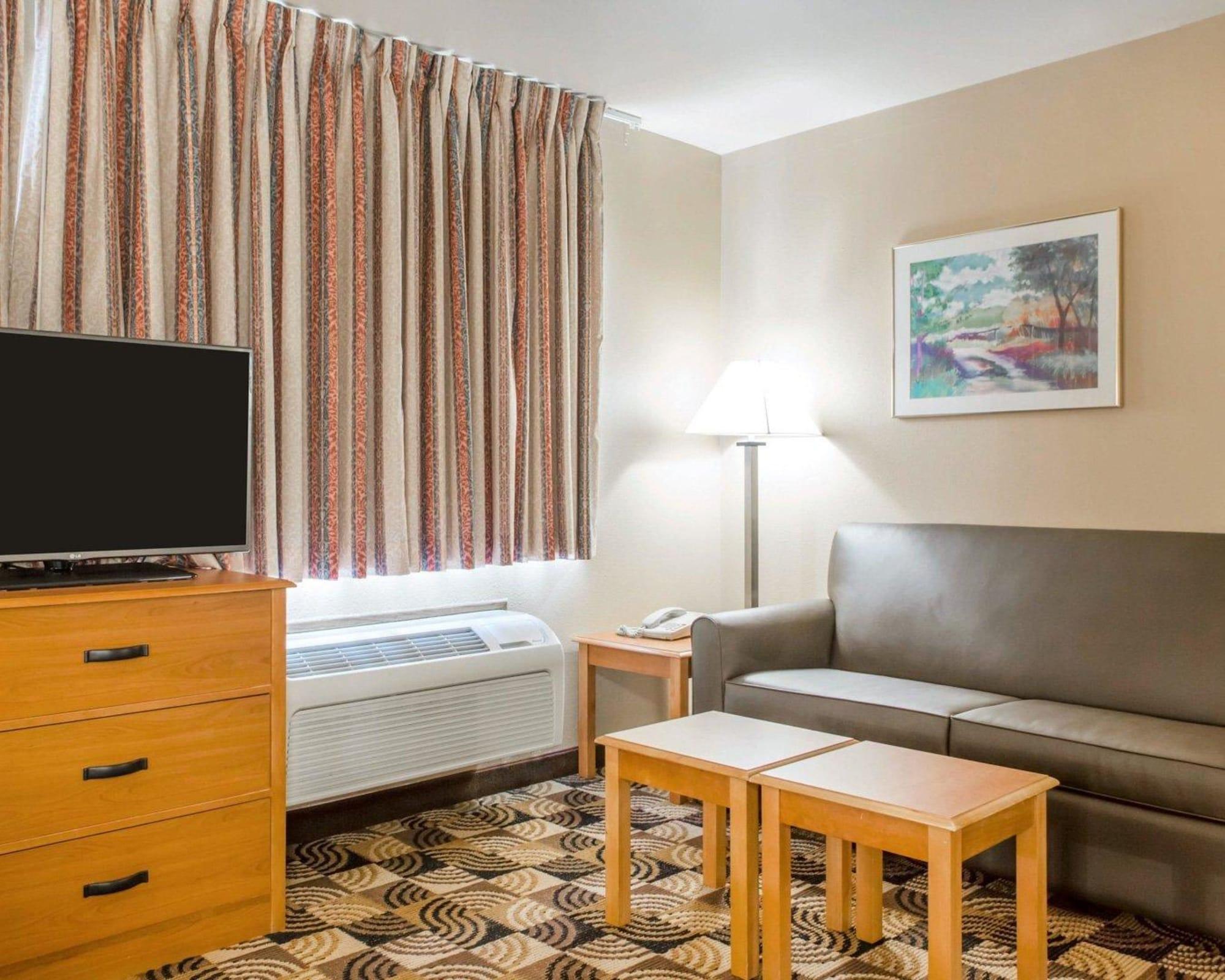 Hawthorn Extended Stay By Wyndham Milwaukee Airport Oak Creek Esterno foto